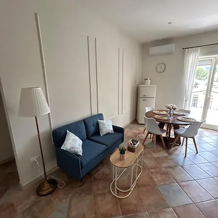 Apartment Dimora Reale - Charming House Caserta Casagiove